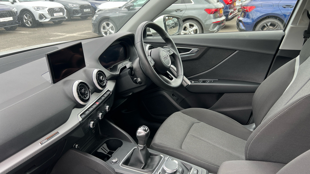 Audi Q2 Q2 35 Tfsi Sport LV72RMY White #2