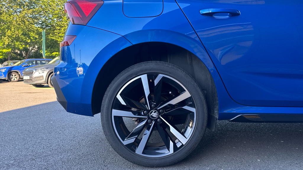 Skoda Kamiq Kamiq 1.5 Tsi Monte Carlo Edition Dsg KM75GJZ Blue #5