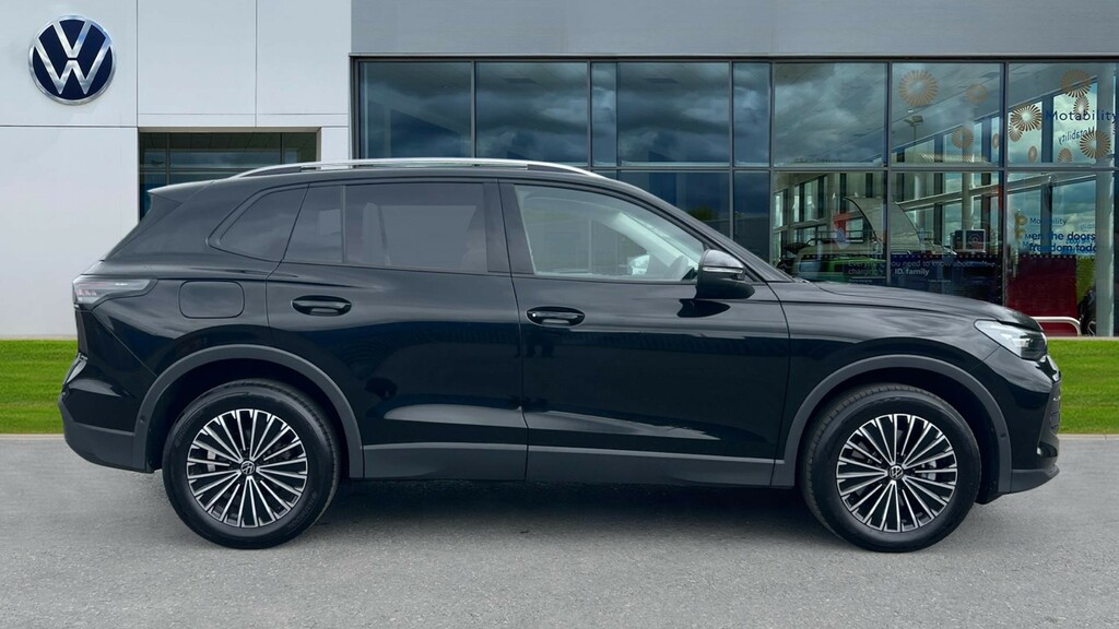 Volkswagen Tiguan Tiguan 1.5 Tsi Ehybrid Match Dsg GL25UFS Black #4