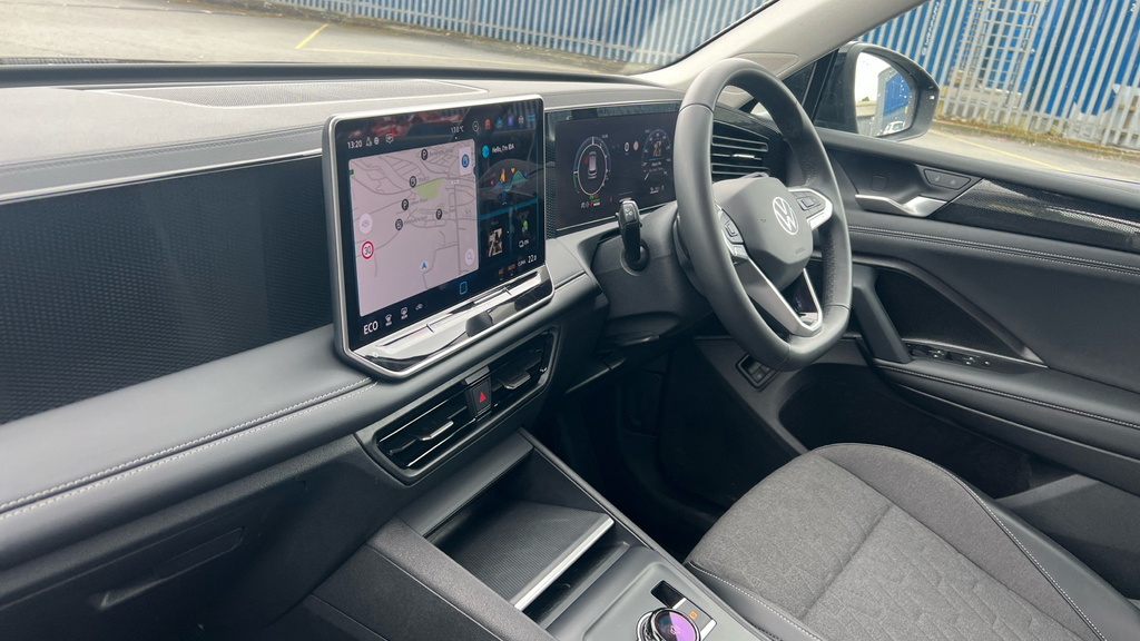 Volkswagen Tiguan Tiguan 1.5 Tsi Ehybrid Match Dsg GL25UFS Black #2