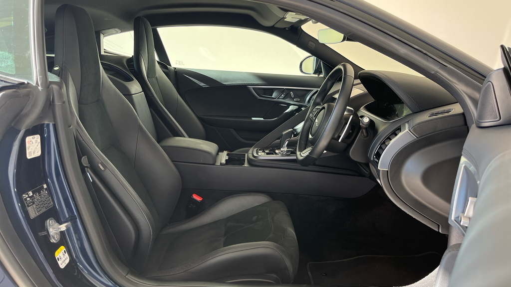 Jaguar F-Type F-type 2.0 P300 R-dynamic Blue #4