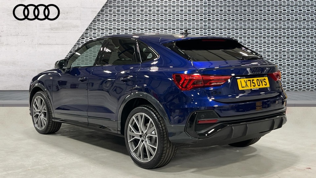 Audi Q3 Q3 35 Tfsi Black Edition S Tronic 20 Alloy LX75OYS Blue #3