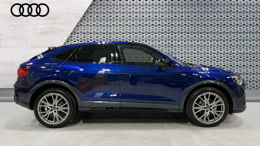 Audi Q3 Q3 35 Tfsi Black Edition S Tronic 20 Alloy LX75OYS Blue #4