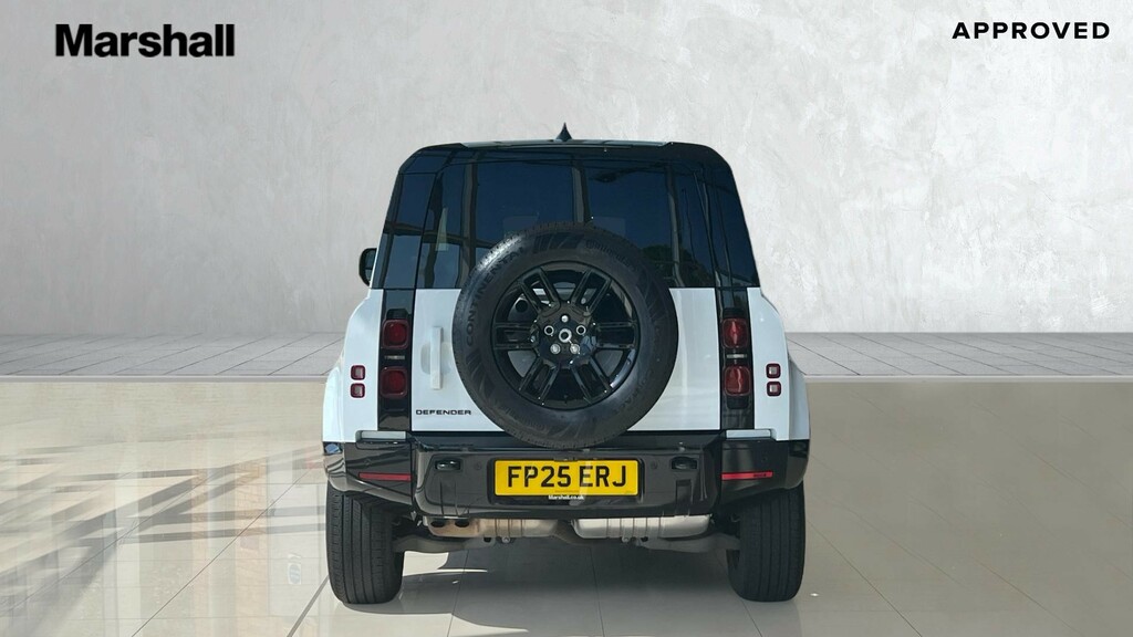 Land Rover Defender 90 Defender 3.0 D250 X-dynamic Se 90 FP25ERJ White #6