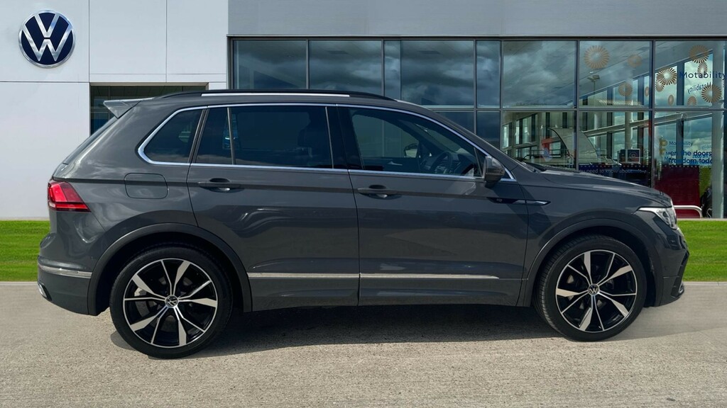 Volkswagen Tiguan Tiguan 1.5 Tsi 150 R-line Dsg EA22VGG Grey #4