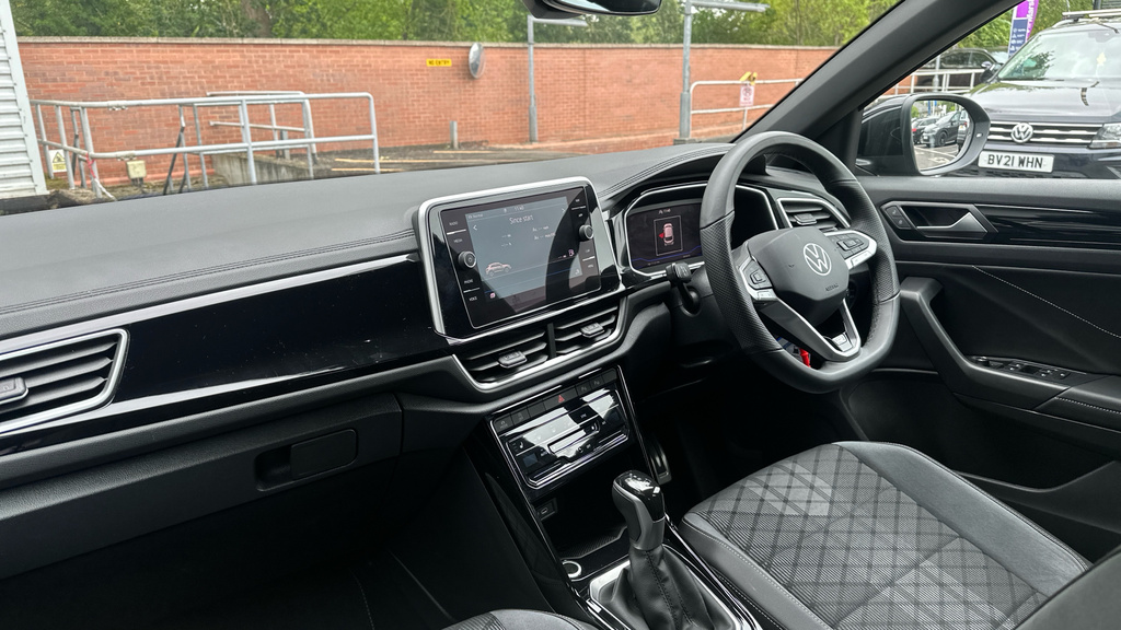 Volkswagen T-Roc T-roc 2.0 Tdi 150 Evo R-line Dsg GD25LFW Black #2