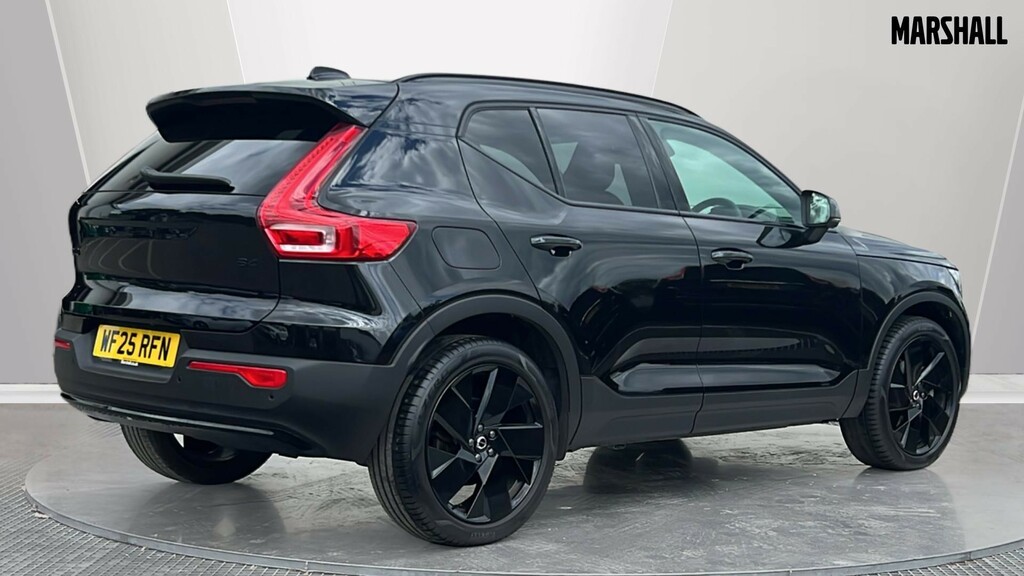 Volvo XC40 Xc40 2.0 B4p Plus Black Edition WF25RFN Black #2