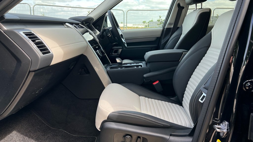 Land Rover Discovery Discovery 3.0 D350 Gemini AE75RYU Black #3
