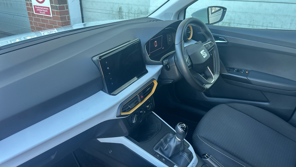 Seat Arona Arona 1.0 Tsi Se Technology EX23GSY White #2