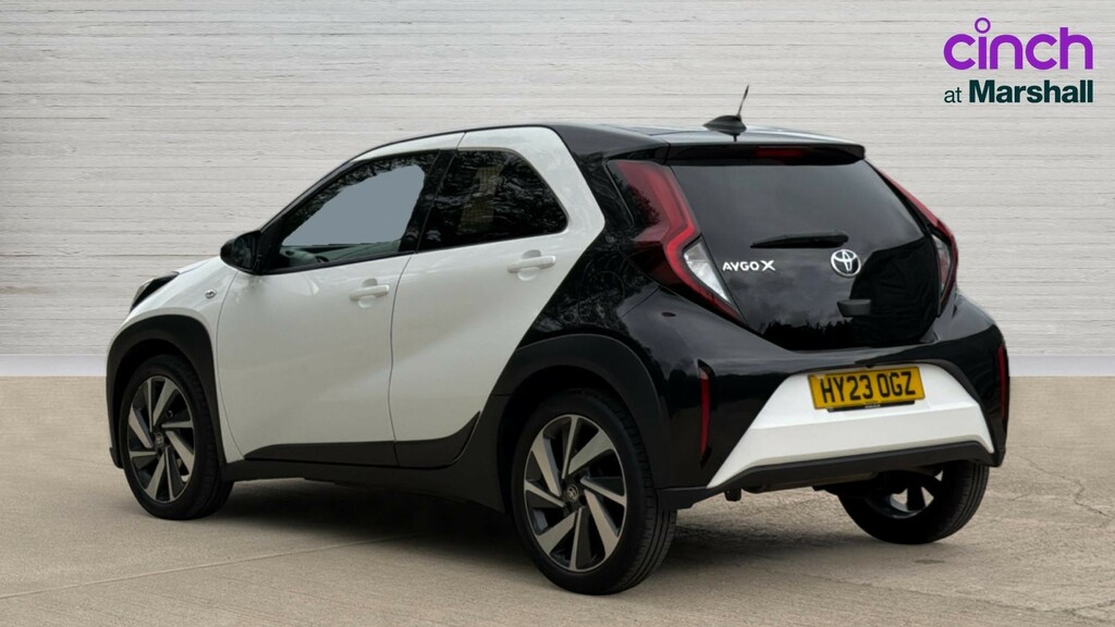 Toyota Aygo X Aygo X 1.0 Vvt-i Edge HY23OGZ White #5