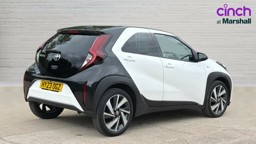 Toyota Aygo X Aygo X 1.0 Vvt-i Edge HY23OGZ White #3