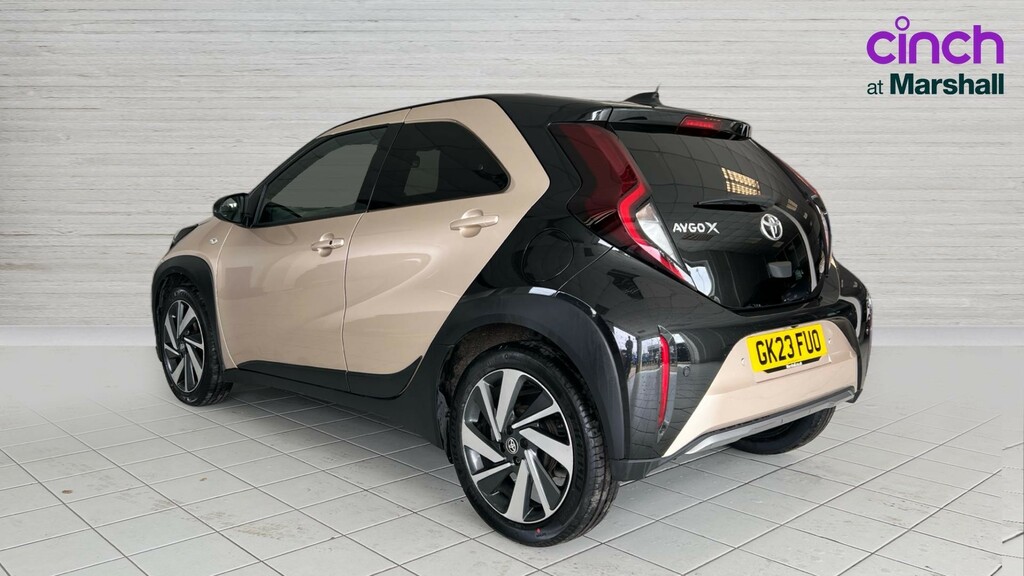 Toyota Aygo X Aygo X 1.0 Vvt-i Exclusive GK23FUO Beige #5