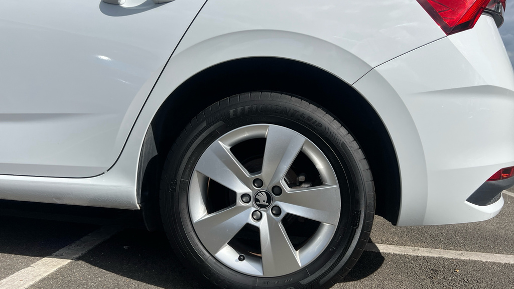 Skoda Scala Scala 1.0 Tsi 116 Se Edition Dsg GF25OKX White #5