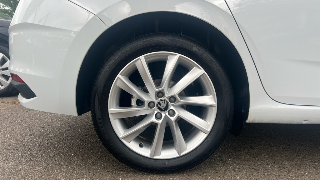 Skoda Scala Scala 1.0 Tsi 116 Se L Edition KS25EVX White #5
