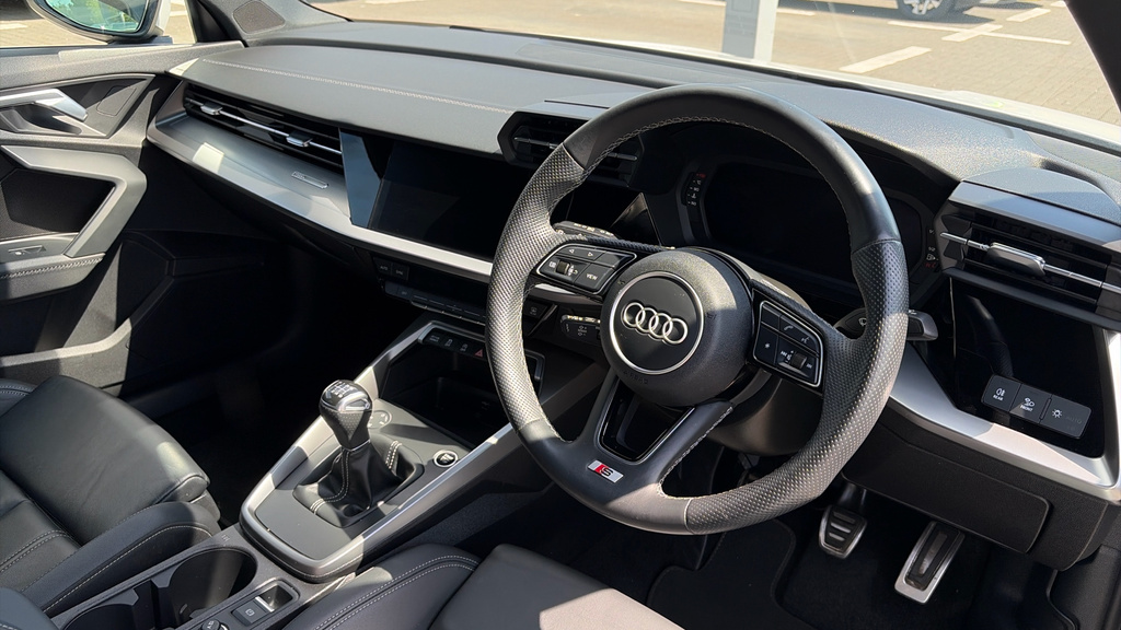 Audi A3 A3 30 Tfsi S Line RX24ZPM White #6