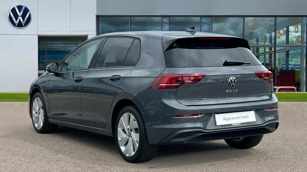 Volkswagen Golf Golf 1.5 Tsi 204 Match Ehybrid Dsg GL25WOC Grey #3