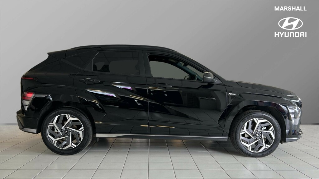 Hyundai Kona Kona 1.6 Hybrid 129 N Line Dct EJ25MVC Black #2