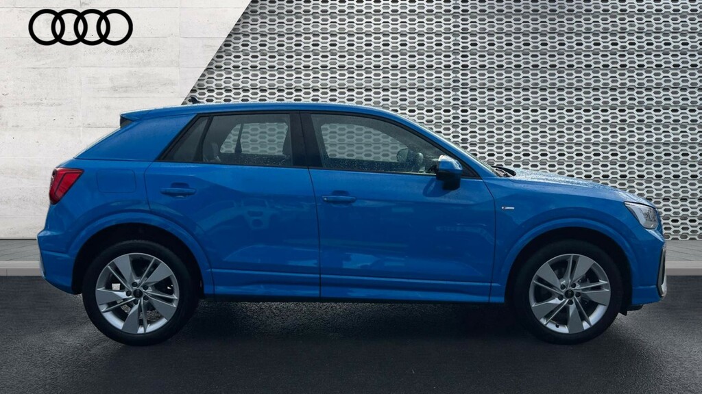 Audi Q2 Q2 35 Tfsi S Line S Tronic WK23XYC Blue #4