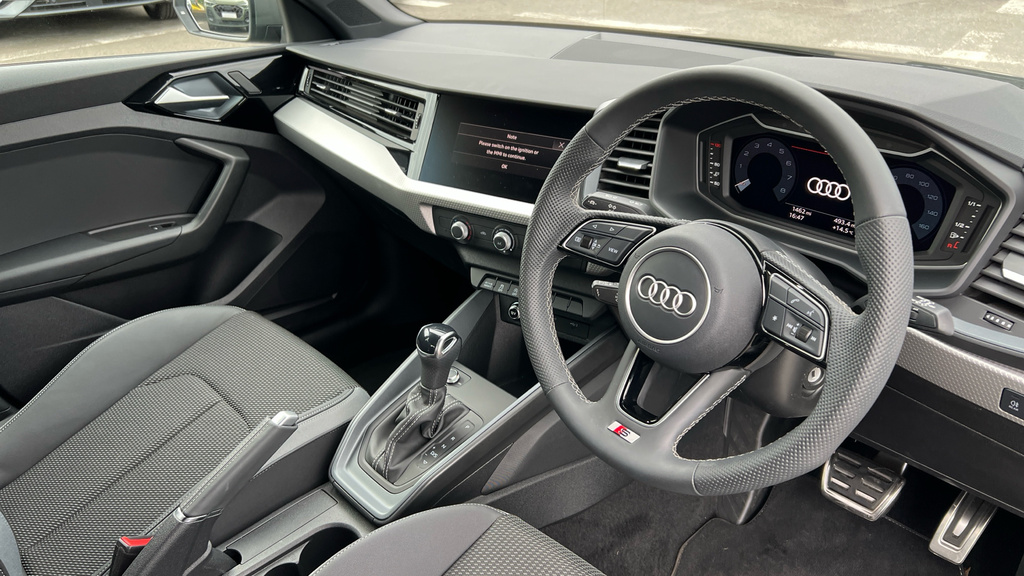 Audi A1 A1 30 Tfsi S Line S Tronic LX26OPZ Grey #6