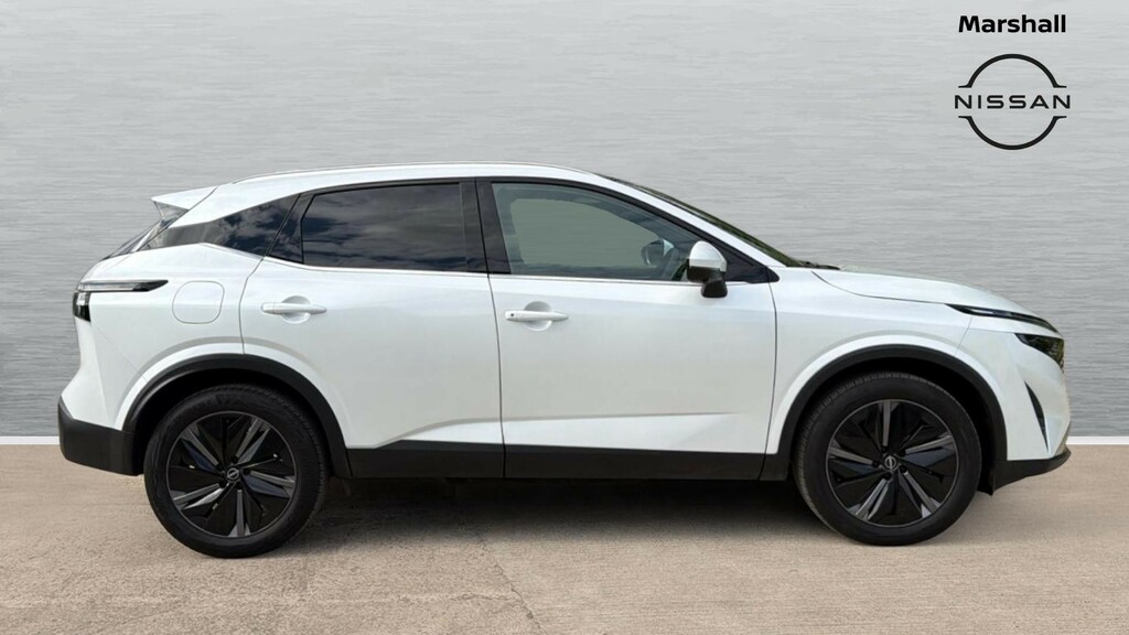 Nissan Qashqai Qashqai 1.3 Dig-t Mh Tekna OW25ZRP White #3