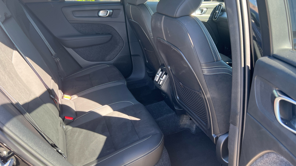 Volvo XC40 Xc40 2.0 B4p Plus Black Edition WF75CVU Black #6