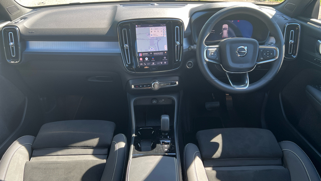 Volvo XC40 Xc40 2.0 B4p Plus Black Edition WF75CVU Black #5