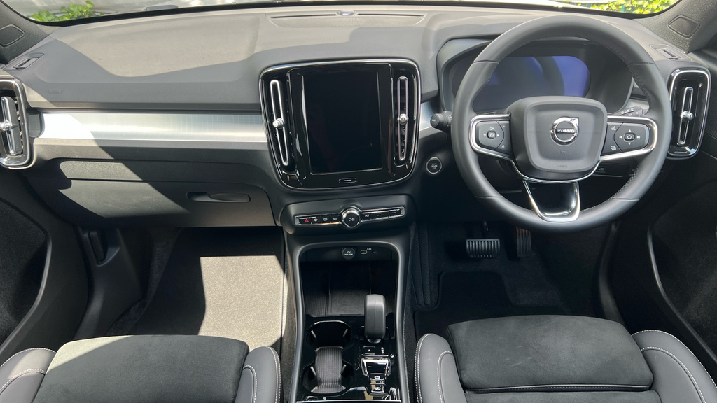 Volvo XC40 Xc40 2.0 B4p Plus Black Edition WJ75XUP Black #5