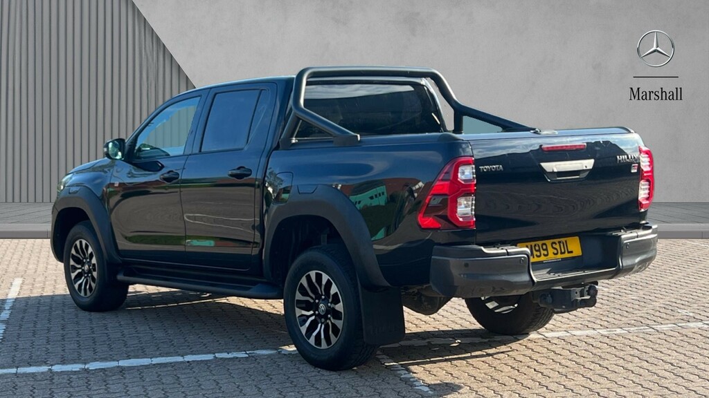 Toyota HILUX Hilux Gr Sport Dcab Pick Up 2.8 D-4d HW73JBE Black #2
