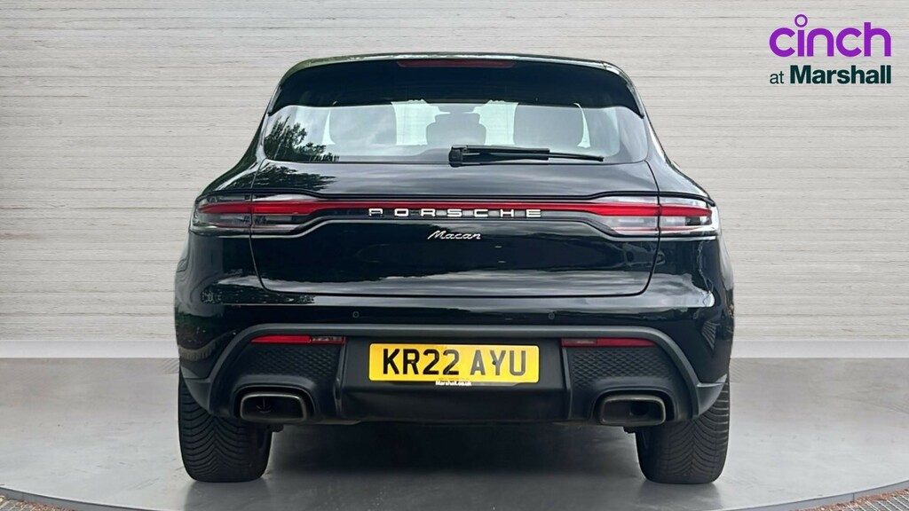 Porsche Macan Macan Estate Pdk KR22AYU Black #4