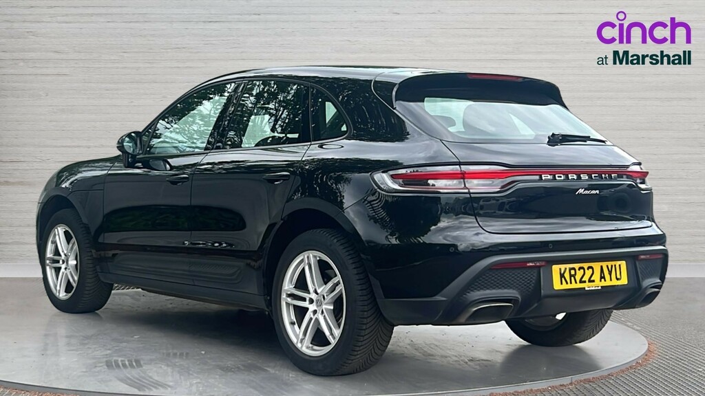 Porsche Macan Macan Estate Pdk KR22AYU Black #5