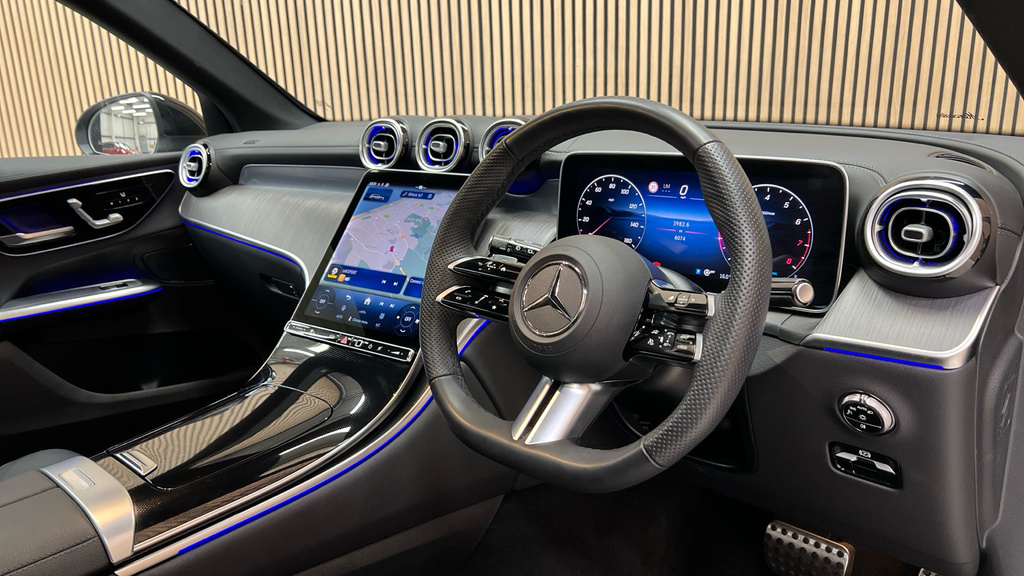 Mercedes-Benz GLC Class Glc 300 4Matic Amg Line Premium 9G-tronic KJ25YWH Black #3
