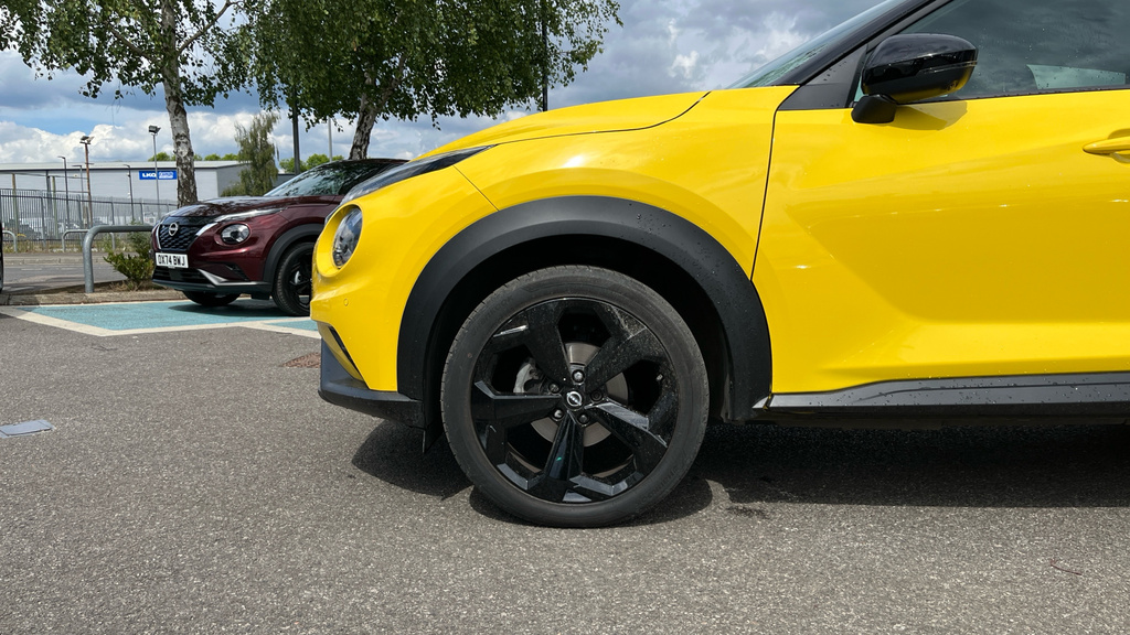 Nissan Juke Juke 1.0 Dig-t Tekna Dct OW25YEB Yellow #4