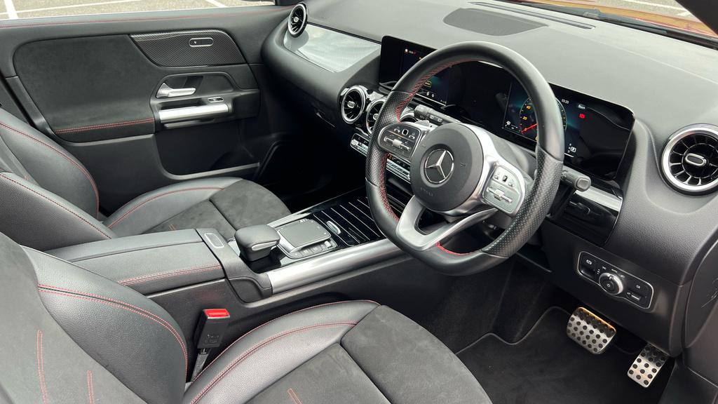 Mercedes-Benz GLA Class Gla 200D Amg Line WN21XGW Red #3
