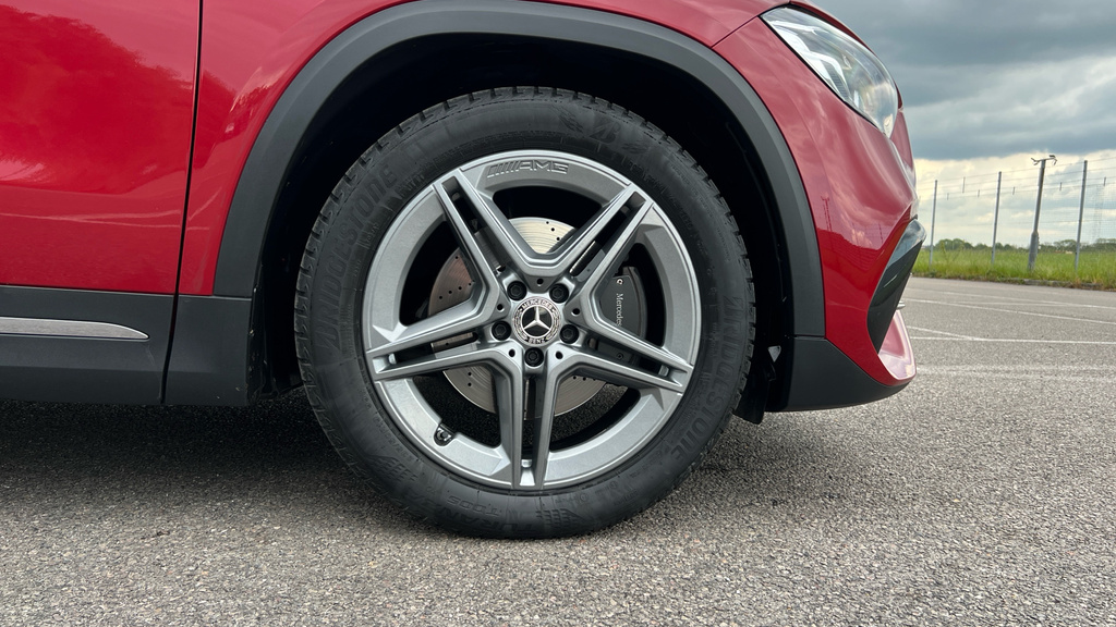 Mercedes-Benz GLA Class Gla 200D Amg Line WN21XGW Red #5