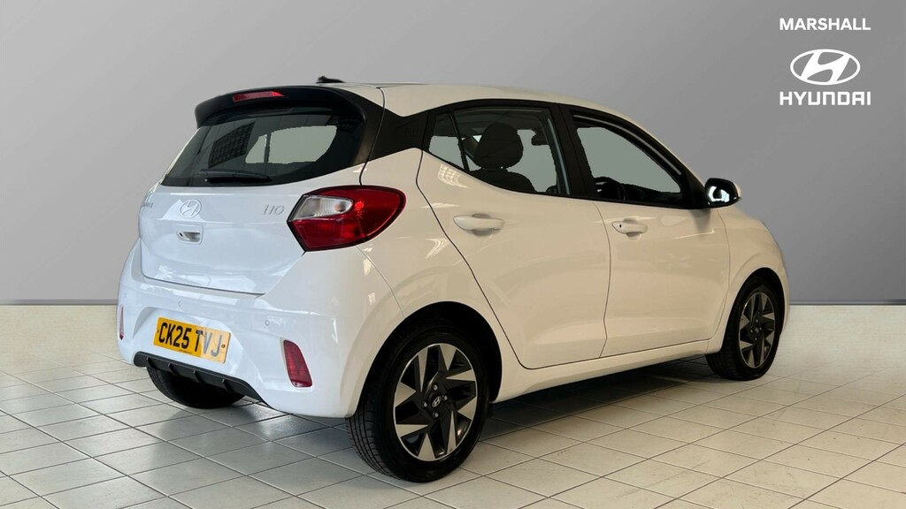Hyundai I10 I10 1.0 58 Advance Nav CK25TVJ White #3