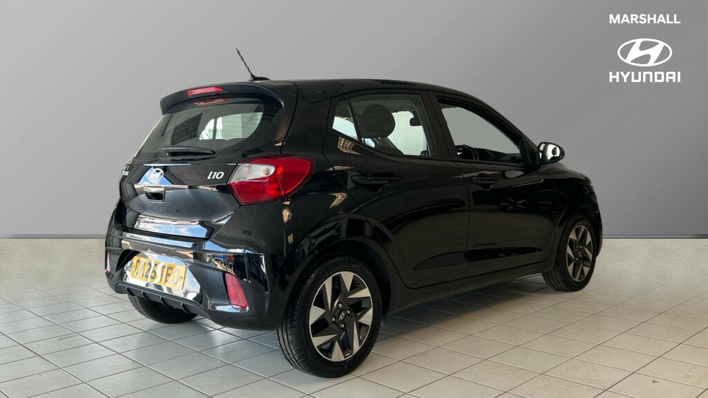 Hyundai I10 I10 1.0 58 Advance Nav CK25TEO Black #3
