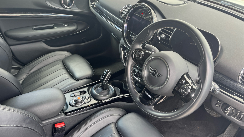 Mini Clubman Clubman 1.5 Cooper Exclusive 6Dr Comfortnav HG21MZU White #6