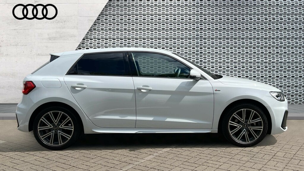 Audi A1 A1 35 Tfsi S Line S Tronic GN74YPZ White #4