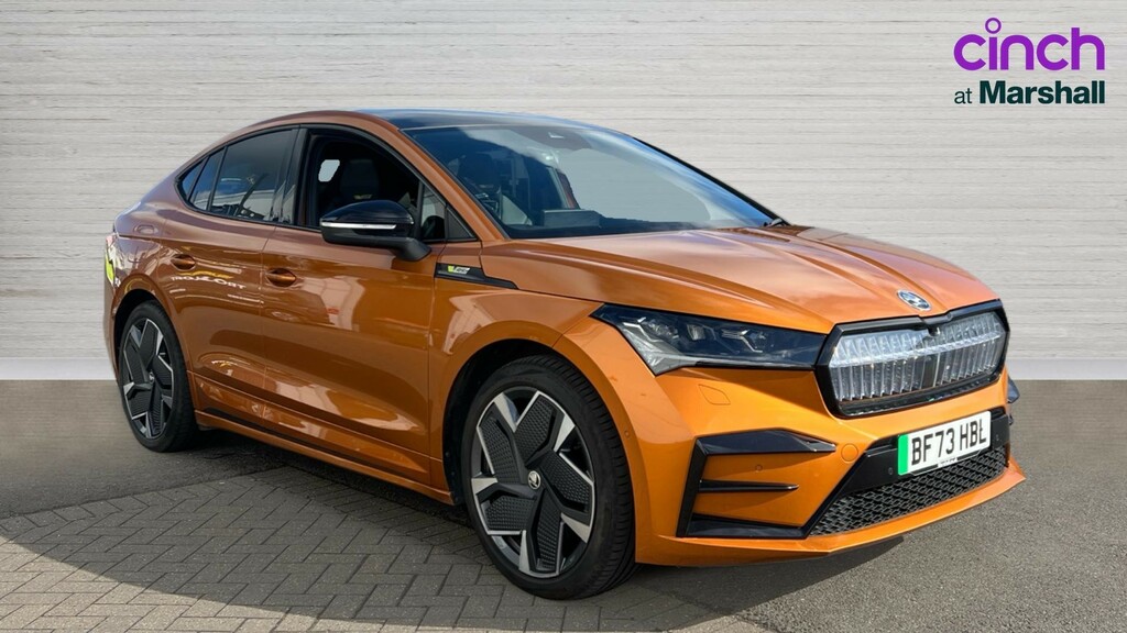 Skoda ENYAQ Enyaq 220Kw Vrs 82Kwh 4X4 Orange