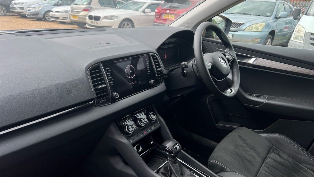 Skoda Karoq Karoq 1.5 Tsi Se L Dsg EU74AOO Black #2
