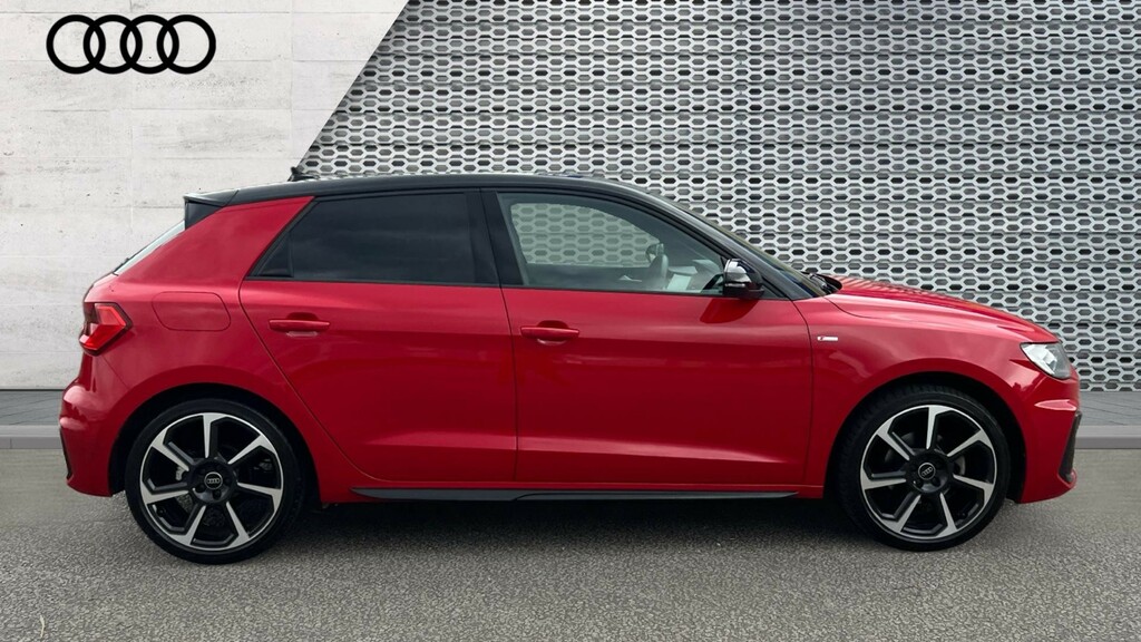 Audi A1 A1 35 Tfsi Black Edition S Tronic WH24EWA Red #4