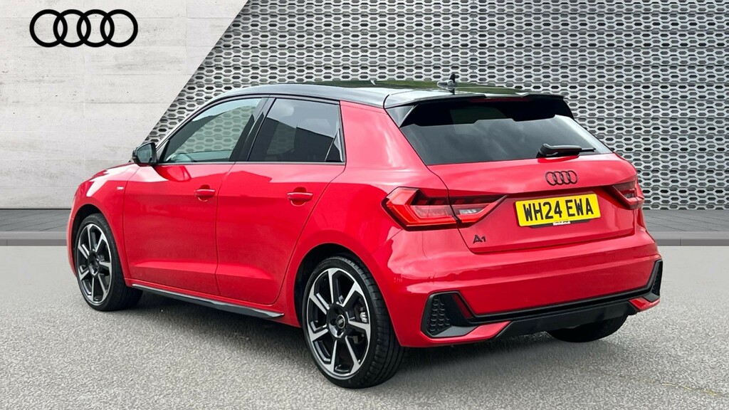 Audi A1 A1 35 Tfsi Black Edition S Tronic WH24EWA Red #3
