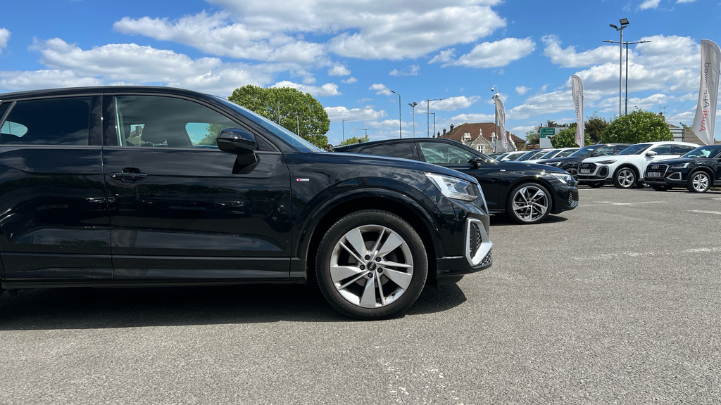Audi Q2 Q2 35 Tfsi S Line S Tronic VN23AEJ Black #5