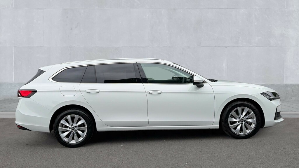 Skoda Superb Superb 1.5 Tsi Iv Se Technology Dsg GK25LJV White #4