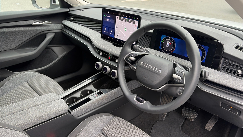 Skoda Superb Superb 1.5 Tsi Iv Se Technology Dsg GK25LJV White #6