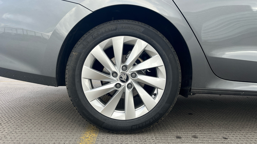 Skoda Octavia Octavia 1.5 Tsi 150 E-tec Se L Dsg Grey #5
