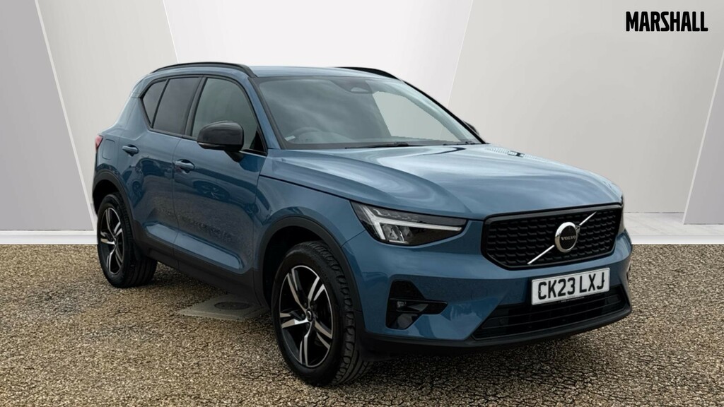 Volvo XC40 Xc40 2.0 B4p Plus Dark Awd Blue