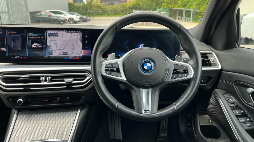BMW 3 Series 3 Series 330E M Sport Step YK73BYX White #5