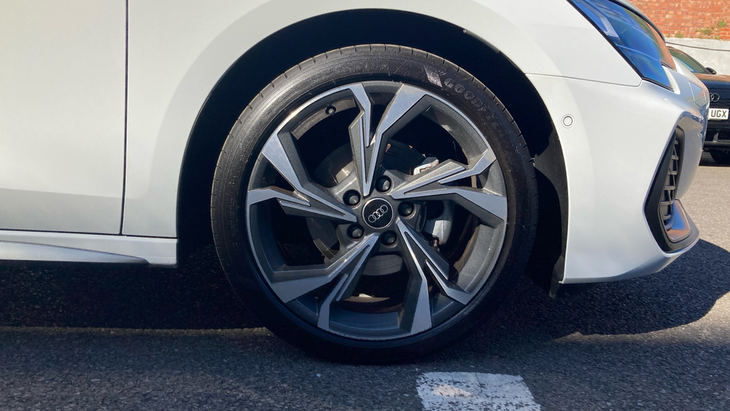 Audi A3 A3 35 Tfsi S Line S Tronic OE25KUX White #5