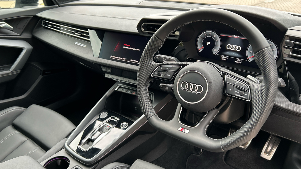 Audi A3 A3 1.5 Tfsi 150 Black Edition S Tronic RK75ERX White #6